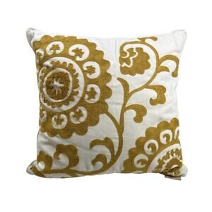 Stratford Home Throw Pillow Tufted Needlepoint 16" Square Ivory Gold Paisley